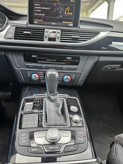 Audi A6 Avant 3.0 TDI V6 Quattro — Break premium diesel, 122'000 km, sans sinistre — Miniatura 14