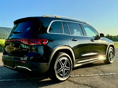 Mercedes-Benz EQB 300 4Matic AMG-Line — SUV électrique premium, 65'000 km, garantie constructeur — vista posteriore