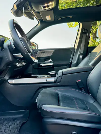 Mercedes-Benz EQB 300 4Matic AMG-Line — SUV électrique premium, 65'000 km, garantie constructeur — Miniatura 7