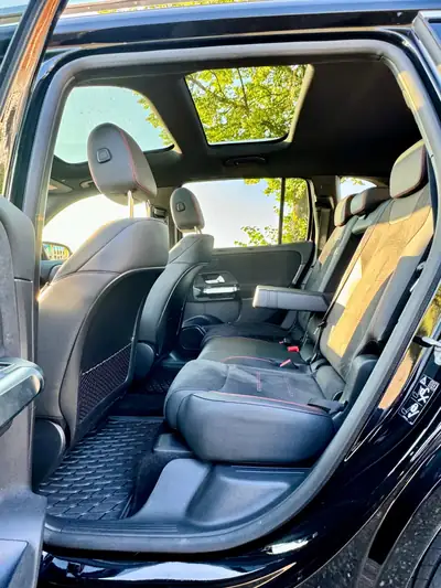 Mercedes-Benz EQB 300 4Matic AMG-Line — SUV électrique premium, 65'000 km, garantie constructeur — Miniatura 10