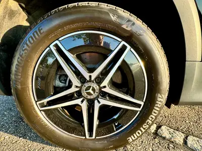 Mercedes-Benz EQB 300 4Matic AMG-Line — SUV électrique premium, 65'000 km, garantie constructeur — Miniatura 16