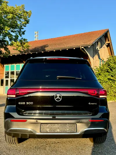 Mercedes-Benz EQB 300 4Matic AMG-Line — SUV électrique premium, 65'000 km, garantie constructeur — Miniatura 19