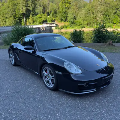 Porsche 718 Cayman S 3.4L — Coupé sportif authentique, boîte manuelle, sans sinistre — côté
