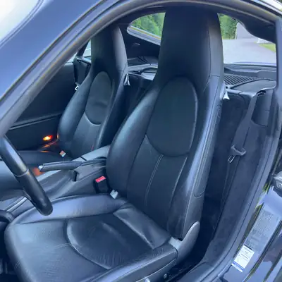 Porsche 718 Cayman S 3.4L — Coupé sportif authentique, boîte manuelle, sans sinistre — détail