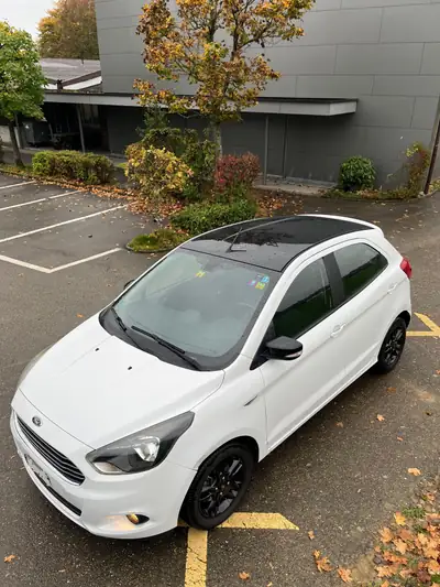 Ford KA+ 1.2 Ti-VCT White Edition — Citadine maligne, entretien complet récent — Thumbnail 14