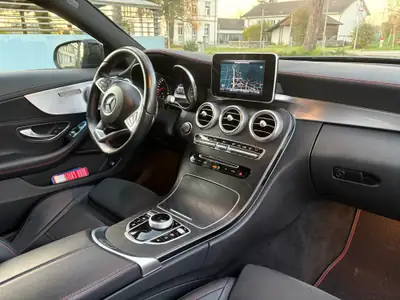 Mercedes-AMG C 43 Coupé — Sportive Dynamique 367 ch, État Impeccable — interni