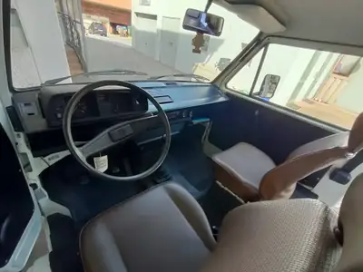 VW T3 Typ 2 1981 — Le classique van californien, moteur d'époque authentique — dettaglio