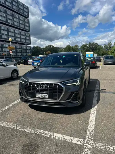 Audi Q3 35 TFSI S line — SUV premium 2019, 9000 km seulement — Außenansicht
