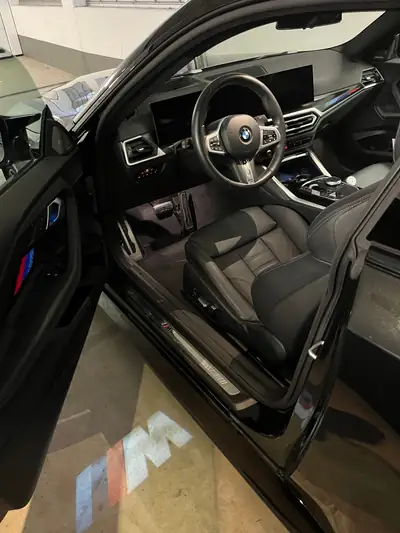 BMW M240i xDrive M Sport Pro — Coupé sportif 2023, seulement 16'000 km — cruscotto