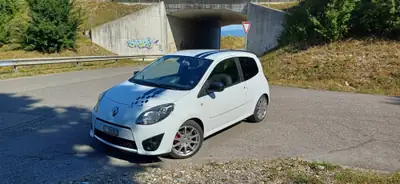 Renault Twingo 1.2 16V GT — Citadine dynamique, entretien récent, sans sinistre — exterior view
