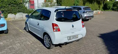 Renault Twingo 1.2 16V GT — Citadine dynamique, entretien récent, sans sinistre — interior