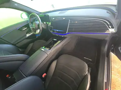 Mercedes-Benz E 220 d 4Matic AMG Line — Berline premium diesel, 45 000 km seulement — Thumbnail 8
