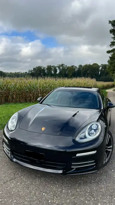 Porsche Panamera 4S 3.0 PDK — Berline sport allemande, 420 ch, entretien récent — vue extérieure
