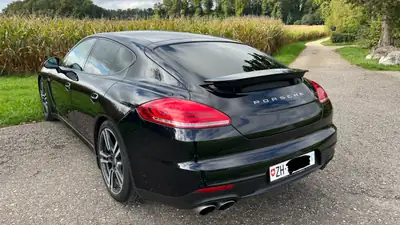 Porsche Panamera 4S 3.0 PDK — Berline sport allemande, 420 ch, entretien récent — intérieur