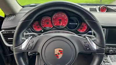 Porsche Panamera 4S 3.0 PDK — Berline sport allemande, 420 ch, entretien récent — détail