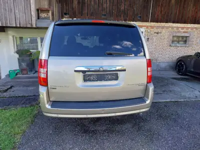 Chrysler Grand Voyager 2.8 CRD Limited — Monospace 7 places, diesel économique — détail