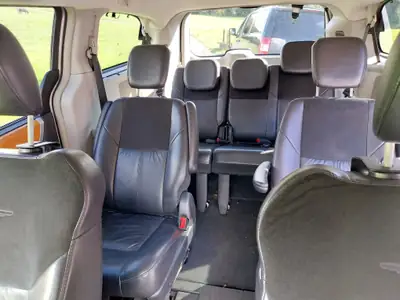 Chrysler Grand Voyager 2.8 CRD Limited — Monospace 7 places, diesel économique — intérieur