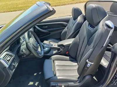 BMW 440i Cabriolet xDrive M Sport — Décapotable sportive 326 ch, entretien inclus — Miniature 15