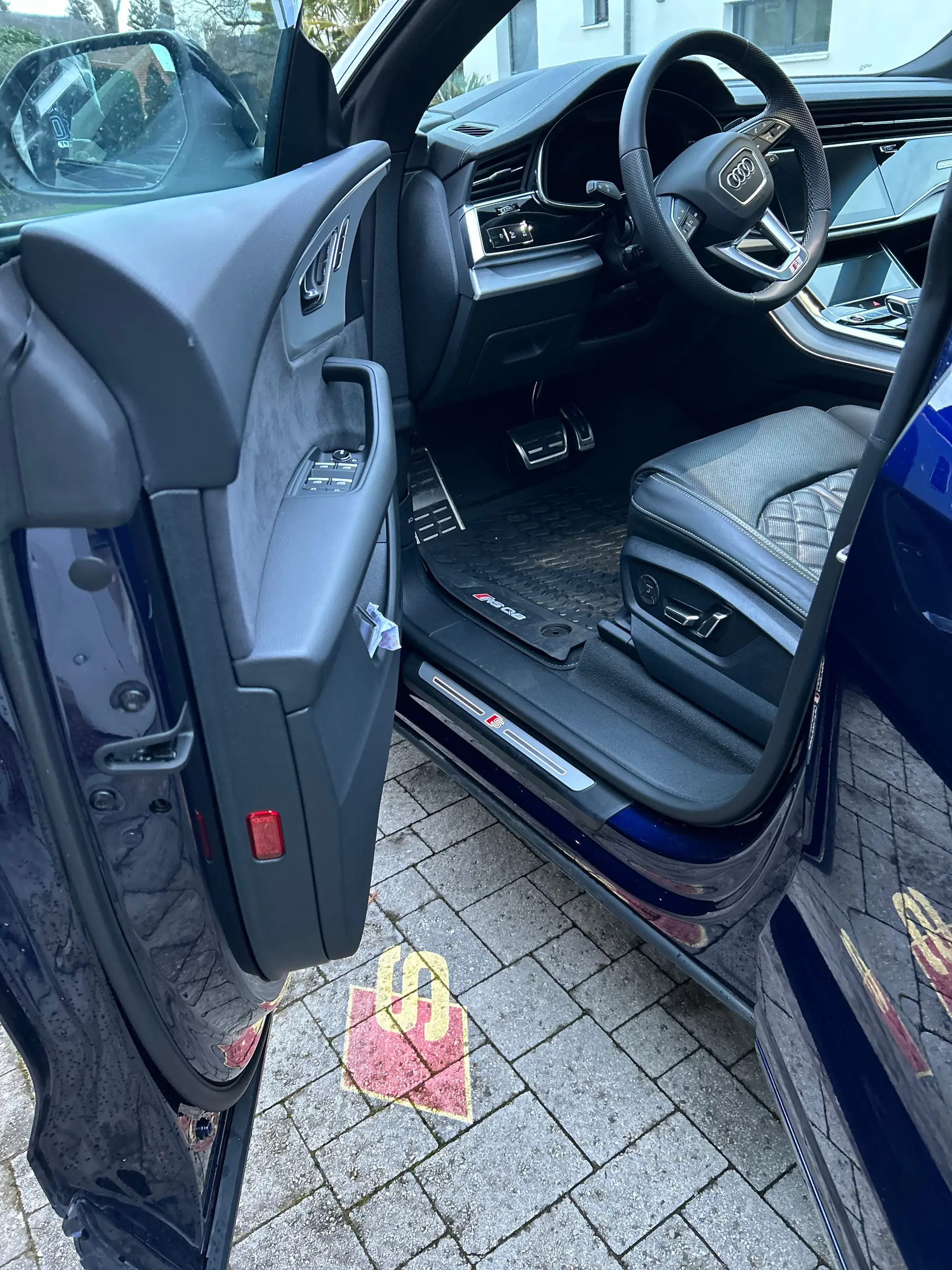 Audi Q8 2023 occasion Tannay — 3