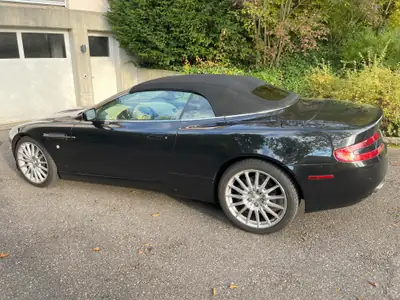 Aston Martin DB9 Volante Touchtronic — Cabriolet légendaire, 10 800 km seulement — dettaglio
