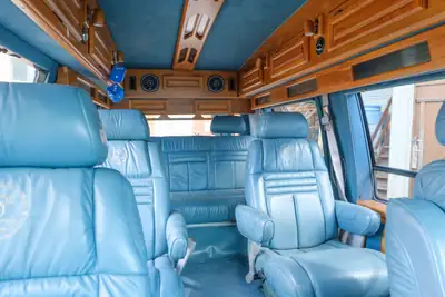 Chevrolet G-Van Sherrod Imperial — Conversion Van collector, série limitée 15 ans — Miniature 9