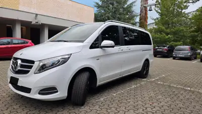 Mercedes-Benz V 250 d Swiss Edition — Monospace premium 4Matic, sièges climatisés et sécurité avancée — côté