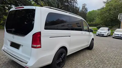 Mercedes-Benz V 250 d Swiss Edition — Monospace premium 4Matic, sièges climatisés et sécurité avancée — détail