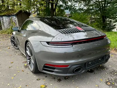 Porsche 911 Carrera 4S PDK — 450 ch, transmission intégrale, entretien suisse impeccable — Seitenansicht