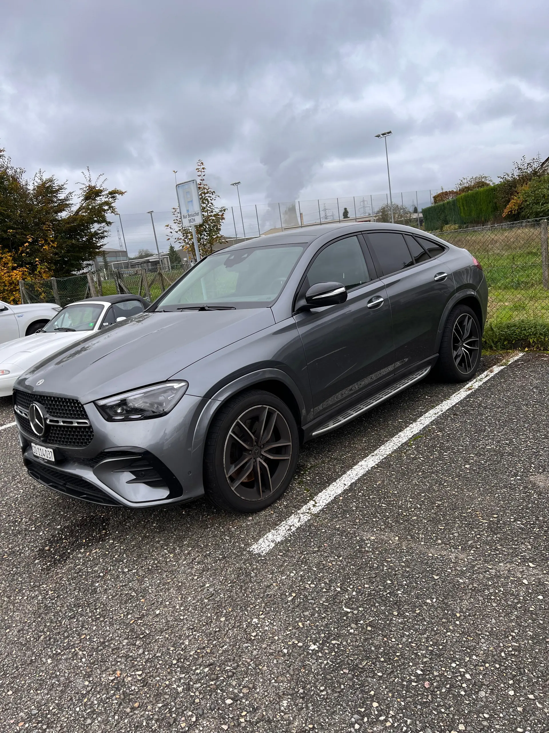 Mercedes-Benz GLE Coupé 450 d 4Matic+ — SUV diesel premium, 85'000 km seulement — vue extérieure