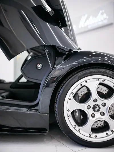 Lamborghini Murciélago 6.2 Coupé 2004 — Supercar légendaire, entretien Lamborghini exclusif — détail