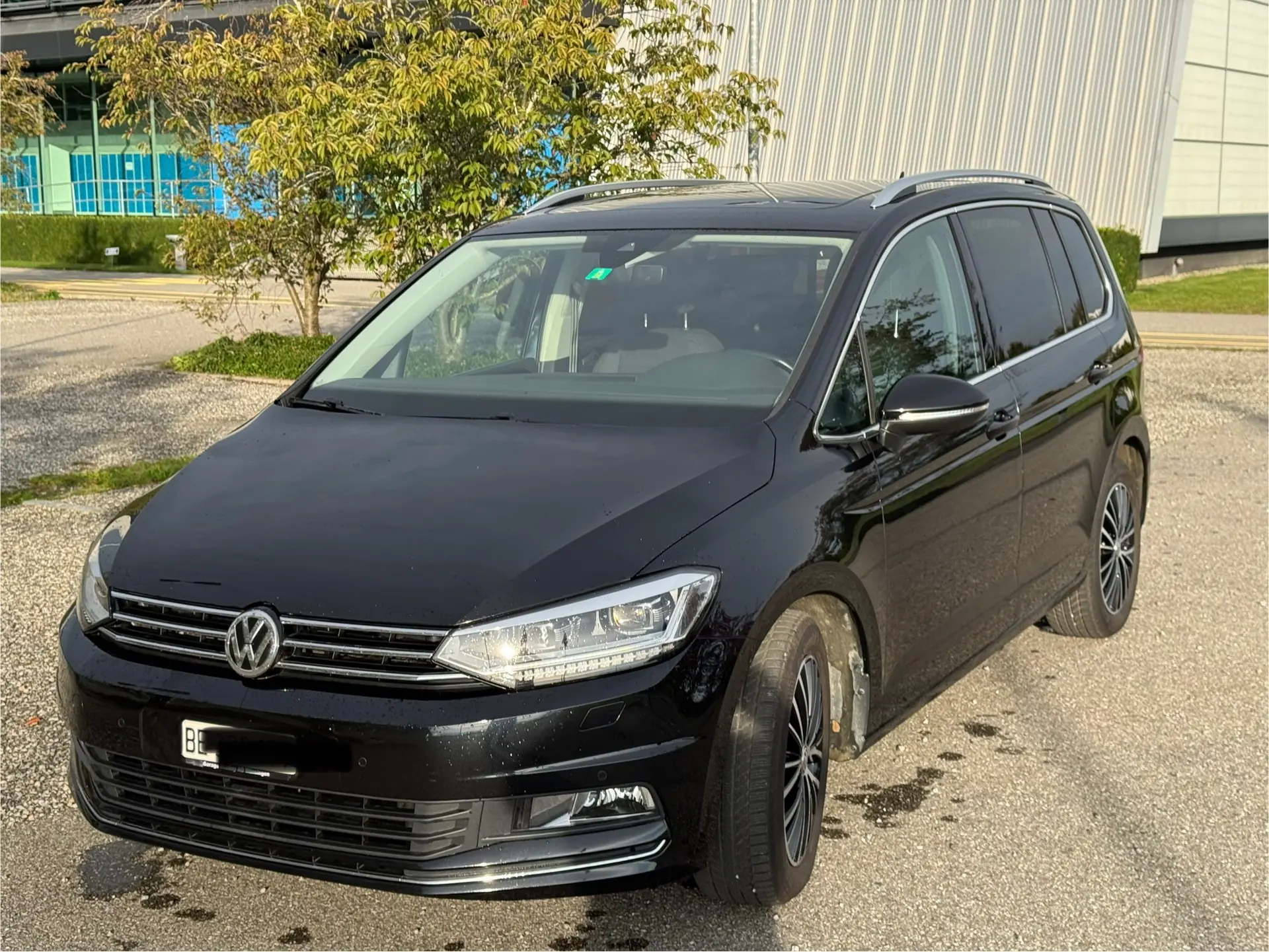 VW Touran 2.0 TDI BlueMotion — Monospace familial économe, 110'000 km — Außenansicht