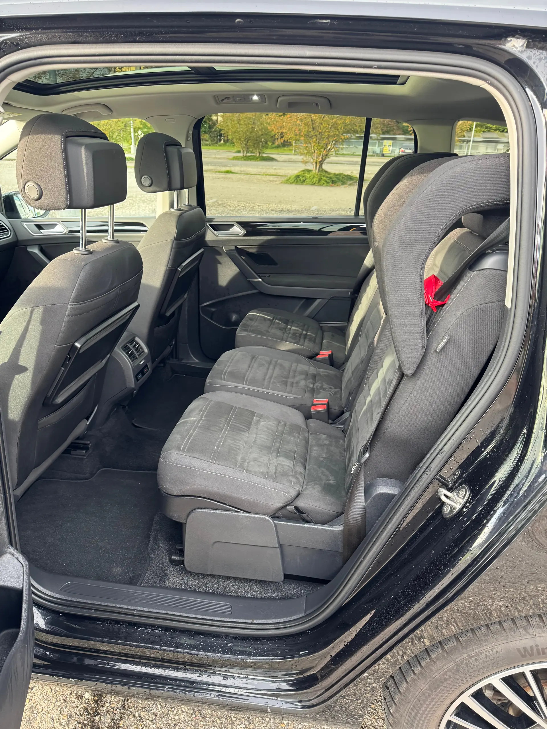Volkswagen Touran 2016 occasion Toffen — 4