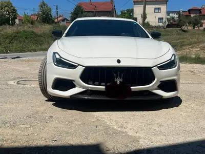 Maserati Ghibli S Q4 — Berline de prestige, 430 ch et transmission intégrale — Außenansicht