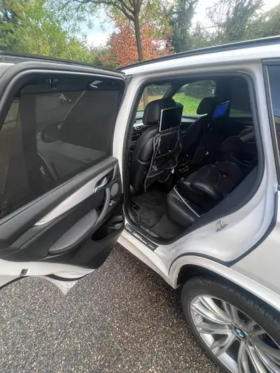 BMW X5 xDrive 30d Steptronic — SUV premium diesel, entretien réduit — détail