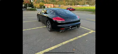 Porsche Panamera 4S 3.0 Executive PDK — Berline de prestige, 420 ch et traction intégrale — arrière