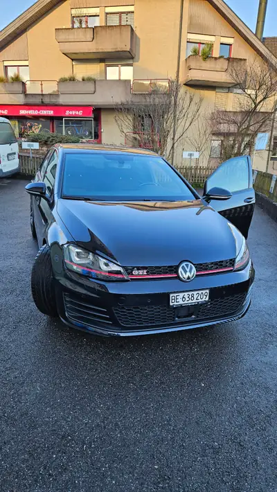VW Golf 2.0 TSI GTI Performance DSG — Sportive affûtée, 230 ch et boîte auto — Außenansicht