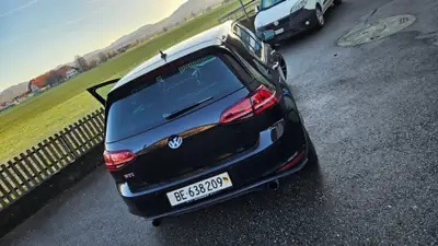 VW Golf 2.0 TSI GTI Performance DSG — Sportive affûtée, 230 ch et boîte auto — Innenraum