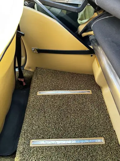 Fiat 124 Spider DS Europa 1983 — Cabriolet mythique en excellent état, prêt pour l'été — détail