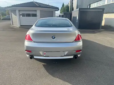 BMW 630i Coupé 2005 — Élégance sportive et moteur performant, sans accident — fianco