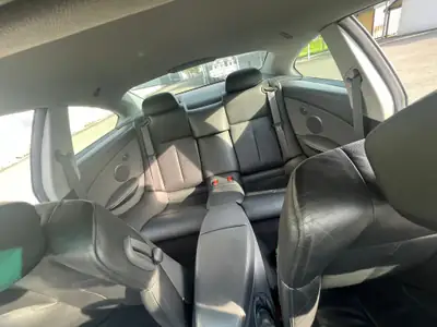 BMW 630i Coupé 2005 — Élégance sportive et moteur performant, sans accident — dettaglio