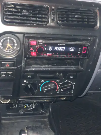 Toyota Land Cruiser 3.0 TD J 90 — Légende du tout-terrain, fiabilité éprouvée — dettaglio