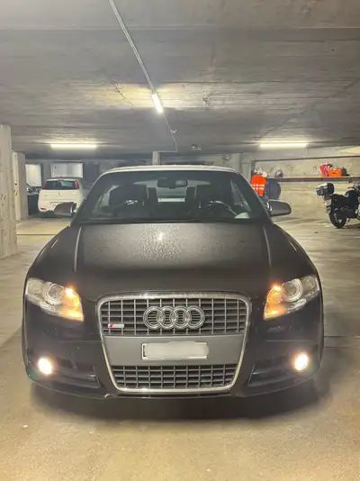 Audi A4 Cabriolet 2.0T FSI — Décapotable sportive, 200 ch et boîte multitronic — exterior view