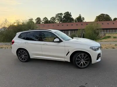 BMW X3 xDrive M40i Individual 2019 — SUV premium performant, 64'000 km — Heckansicht