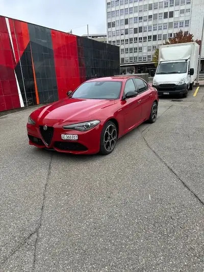 Alfa Romeo Giulia 2.0 Veloce Q4 — Berline sportive italienne, transmission intégrale, 31'000 km — Miniatur 10
