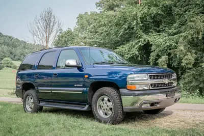 Chevrolet Tahoe 5.3 Autotrac L — Grand SUV américain, moteur puissant, transmission intégrale — arrière