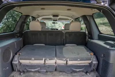 Chevrolet Tahoe 5.3 Autotrac L — Grand SUV américain, moteur puissant, transmission intégrale — Miniature 12