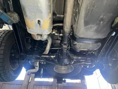 Chevrolet Tahoe 5.3 Autotrac L — Grand SUV américain, moteur puissant, transmission intégrale — Miniature 15