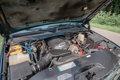 Chevrolet Tahoe 5.3 Autotrac L — Grand SUV américain, moteur puissant, transmission intégrale — Miniature 14