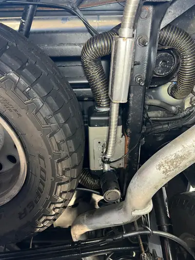 Chevrolet Tahoe 5.3 Autotrac L — Grand SUV américain, moteur puissant, transmission intégrale — Miniature 20