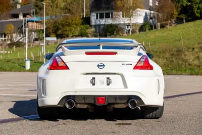 Nissan 370 Z NISMO 2014 — Coupé sportif légendaire, 56 000 km seulement — Innenraum